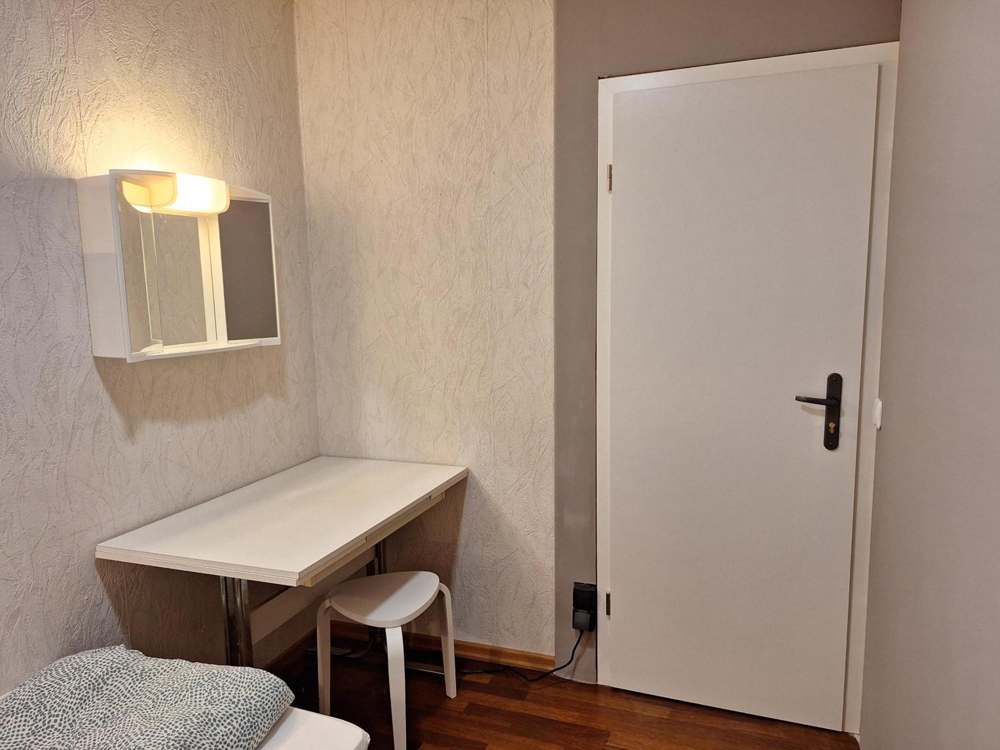 Hoteliving Duesseldorf Airport Ratingen Zimmer foto